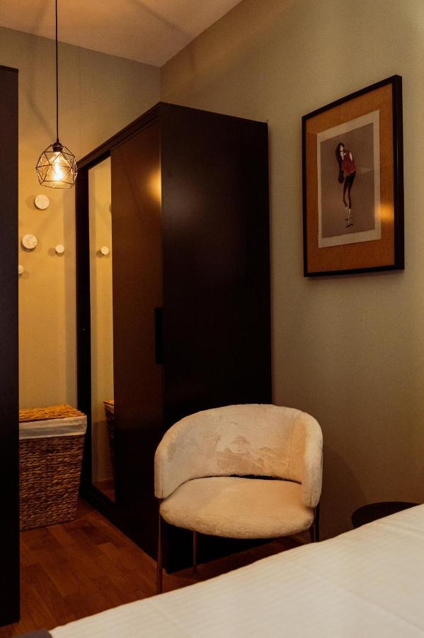 Green Corner Apartment Bucharest Exterior photo